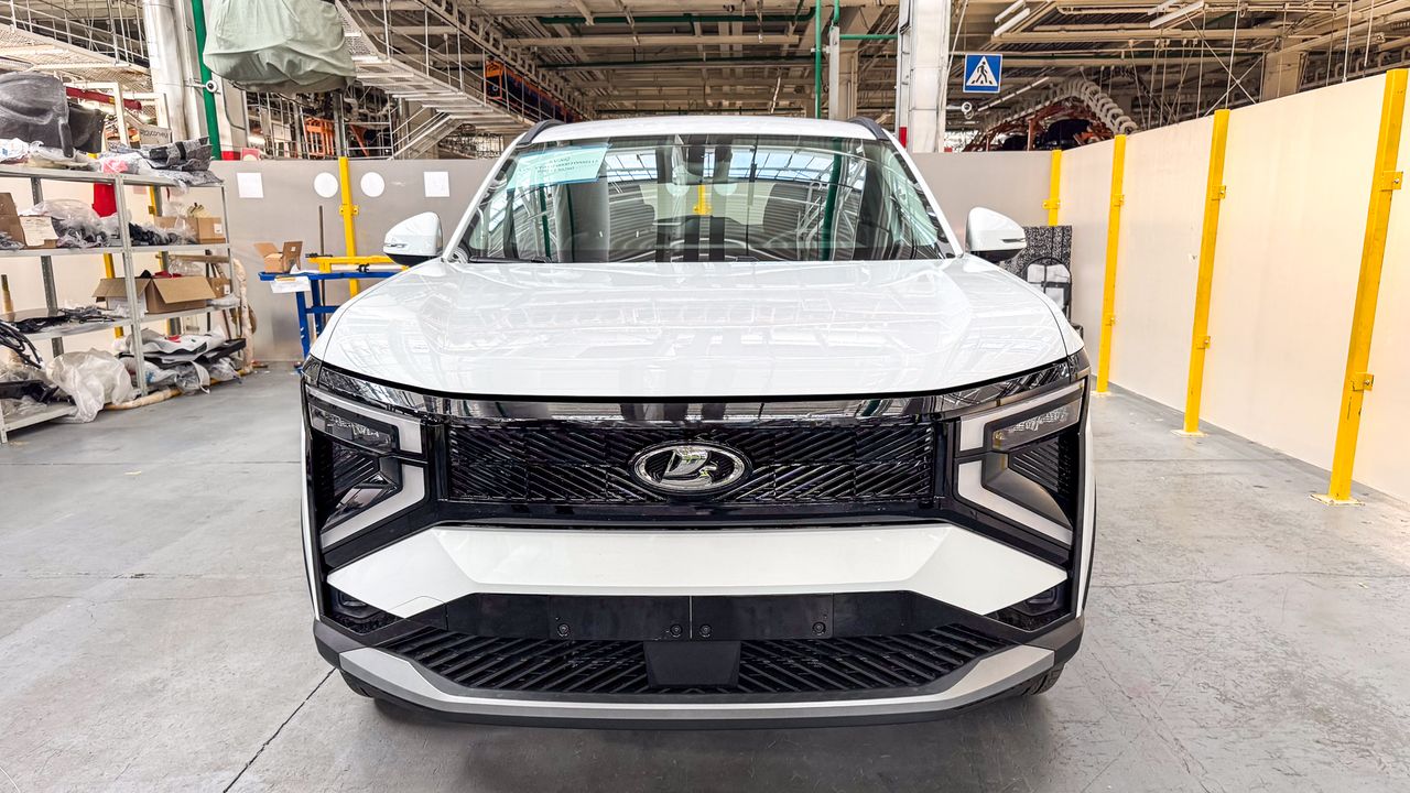 LADA Azimut