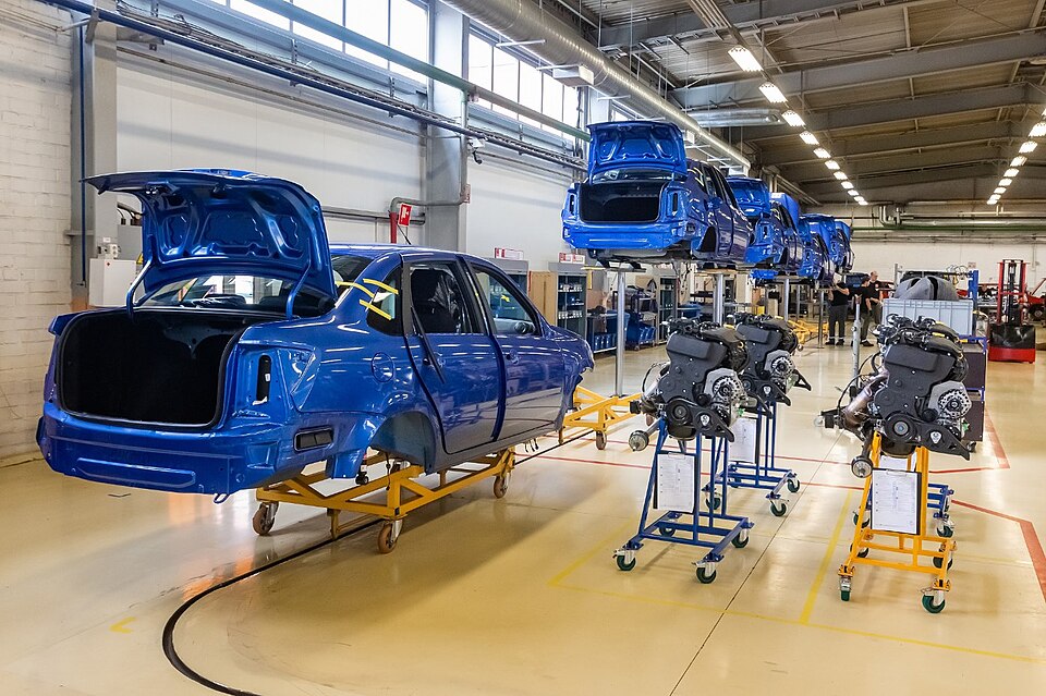 Договор купли-продажи авто: как оформить правильно и какие ошибки лишают машины