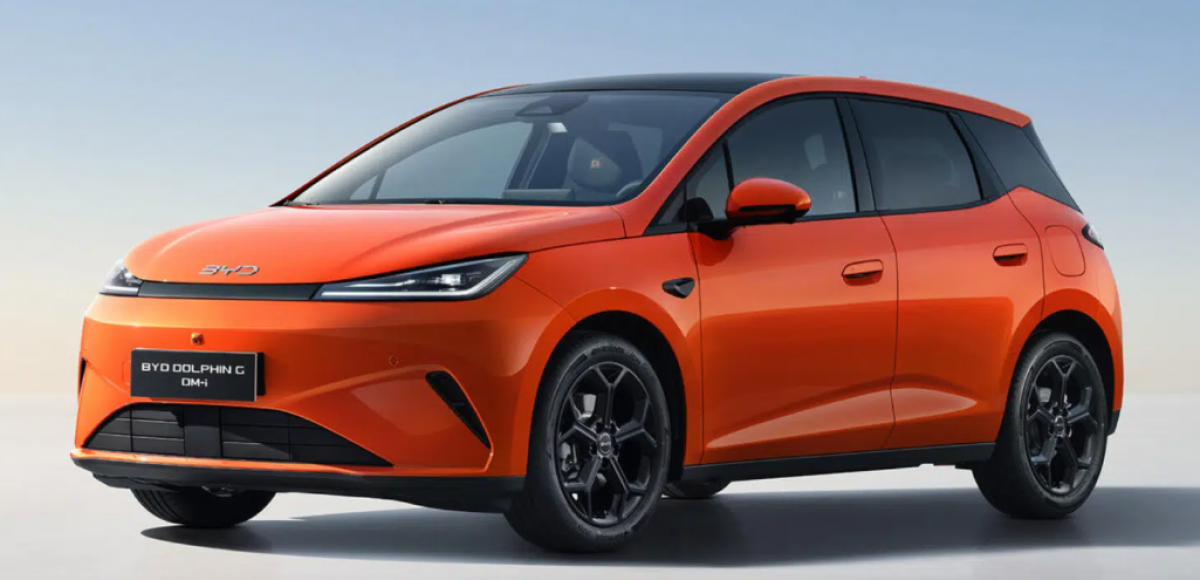 BYD Dolphin G DM-i: европейский гибрид с запасом хода 1000 км