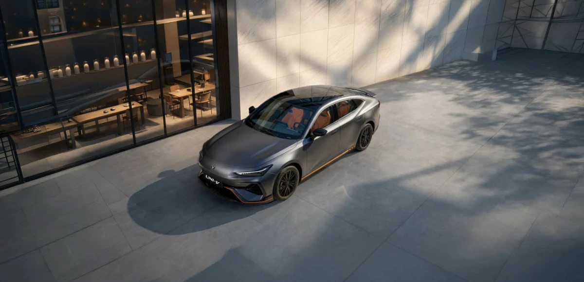 Обновленный Changan Uni-V вышел в России: 235 сил и автомат Aisin за 3,5 млн рублей